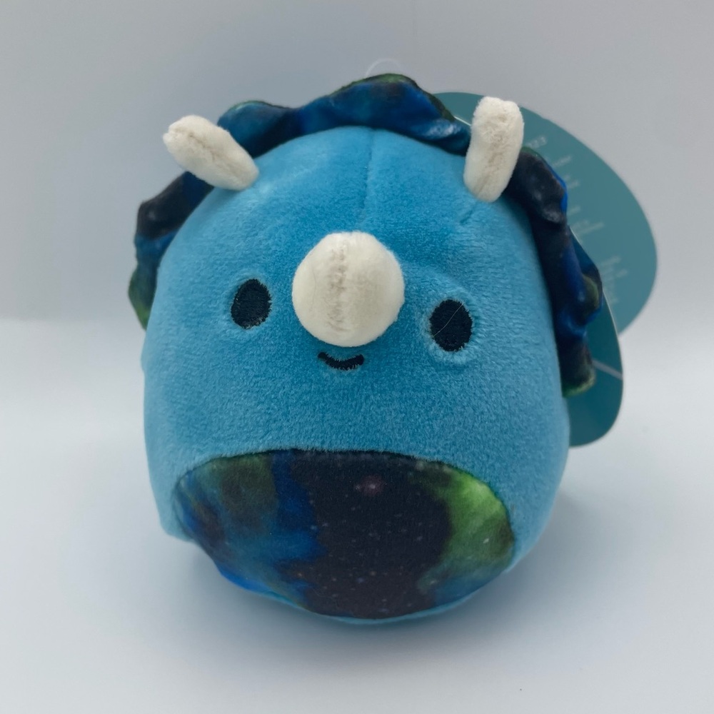 Squishmallows Vilmos the Blue Triceratops Clip on 3” NWT